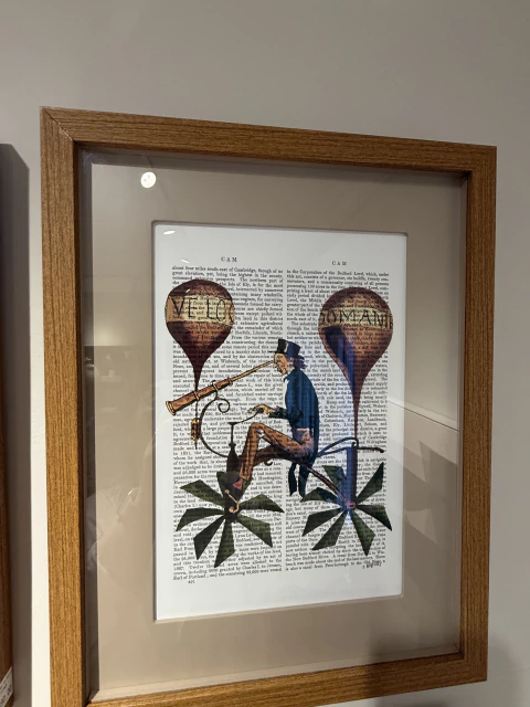 Quadro Bicicleta Voadora na revista - comprar online