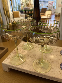 Taça apricot na internet