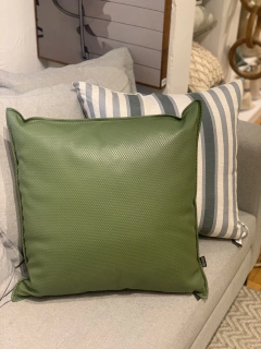 Almofada couro snake verde