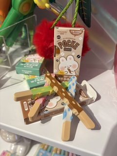 Borracha palito de caixinha marrom na internet