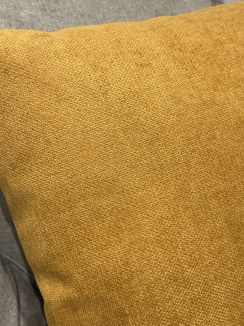 Almofada textura mostarda