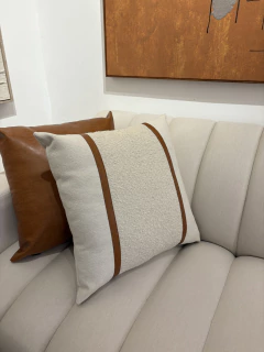 Almofada detalhe courino - comprar online