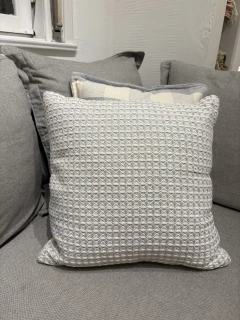 Almofada cinza e cru - comprar online