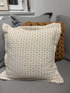 Almofada bordada cru/café com leite - comprar online