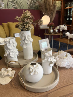 Imagem do Escultura porcelana Duas Gold