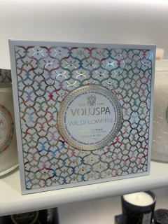 Vela pote vidro luxe 80h Wild Flowers - comprar online