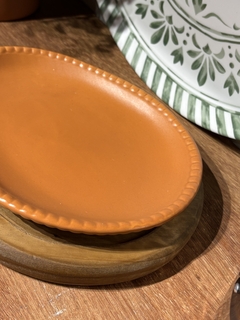 Tábua oval com prato na internet