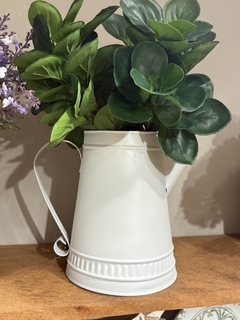 Regador em metal branco - comprar online