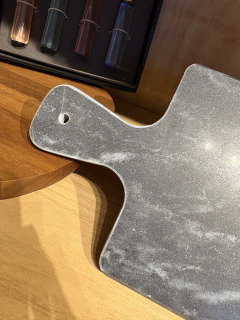 Tábua mármore preta na internet