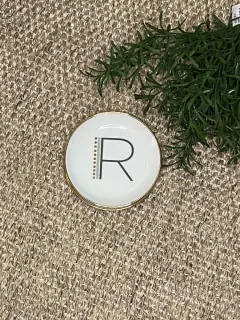 Imagem do Pratinho redondo iniciais