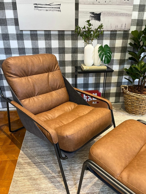 Conjunto Poltrona e Pufe Maggiolina