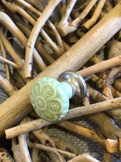 Puxador verdinho flor - comprar online