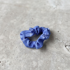 SCRUNCHIE ESTAMPADA en internet