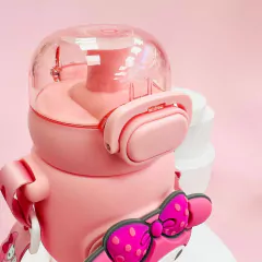 Termo Botella Sanrio Kawaiii Kuromi Cinnamoroll My Melody Purin amde 600ML con sorbete en internet