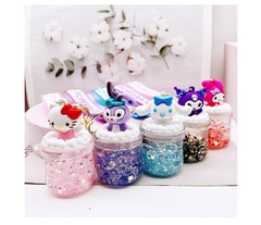 Llavero Sanrio Botellita con Glitter Kuromi -Cinammonroll y amigos