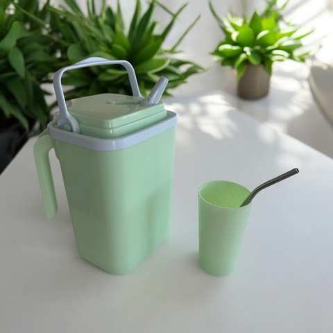 Kit tereré termo 3L + 1 vaso con bombilla MetaMate verde pastel