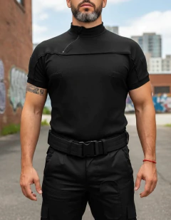 Remera Manga Corta con Cierre Negra T:3XL-5XL (2101999)