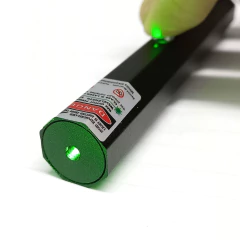 Puntero láser recargable con usb (8520235) en internet