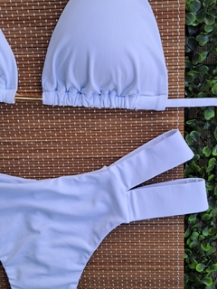 CONJUNTO CORTININHA COM CALCINHA 2 TIRAS (BRANCO) na internet