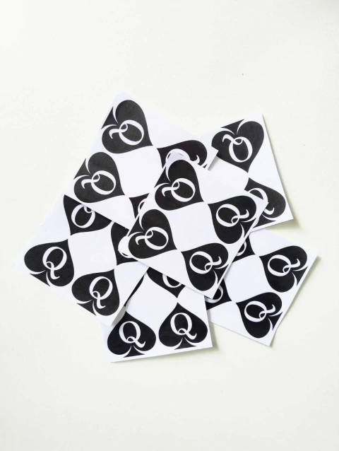 TATUAGEM TEMPORÁRIA DAMA DE ESPADAS 03. CARTELA COM 4 UNIDADES. - comprar online