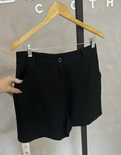 Short preto alfaiataria - comprar online