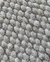 Tapete artesanal Tranças em chenile cru e sisal polar. - Terral Tapetes | tapetes artesanais