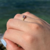 Anillo Amatista y diamantes de adorno oro 18k