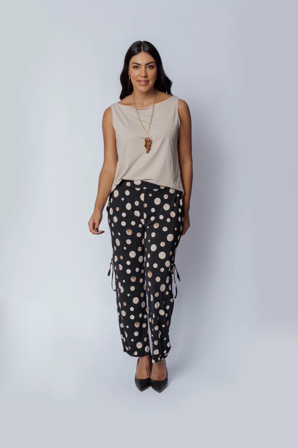Calça Fluity Cargo Estampa Bolas Marrom