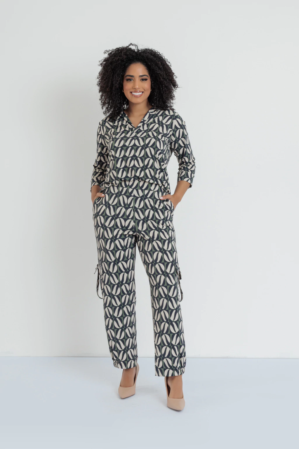 Calça Fluity Cargo Estampa Semicírculos Verde