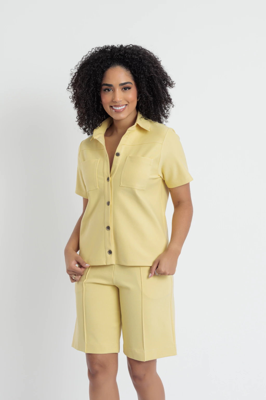 Camisa Manga Curta Renata Amarela