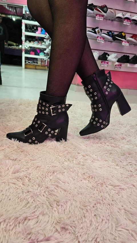HERMOSAS BOTAS!!!