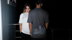 Camiseta City Of Dreams Cinza - comprar online