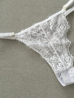 KIT 2 CALCINHAS AVULSAS DE RENDA na internet