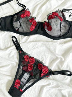 Conjunto Calcinha E Sutiã Lilly