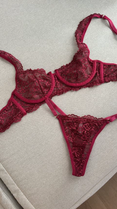 Conjunto Calcinha e Sutiã De Renda Mariana