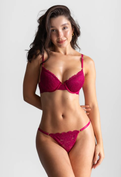 Conjunto Calcinha e Sutiã De Renda Talita - Rosa escuro - comprar online