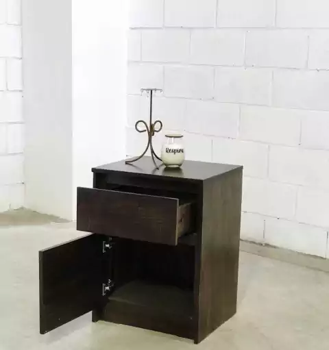 Mesa de Luz con Cajon y Puerta