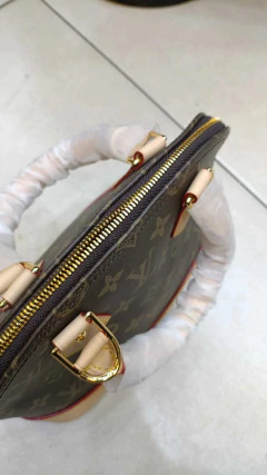 Bolsa Tote LV Alma Monogram na internet