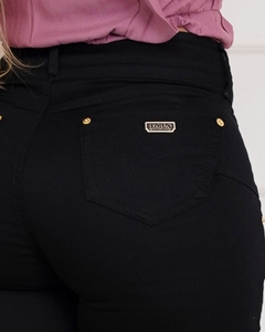 Imagem do Calça Flare Cintura Média Levanta Bumbum Legião ᵇʸ Ri19 - 75860 ᴾᴿᴼᴹᴼᶜ̧ᴬ̃ᴼ
