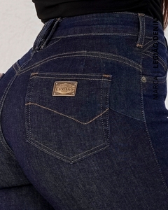 Calça Skinny Cintura Alta Levanta Bumbum Legião Denim ᵇʸ Ri19 - 76863 ᴾᴿᴼᴹᴼᶜ̧ᴬ̃ᴼ - loja online