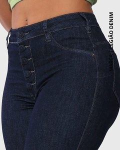 Calça Skinny Cintura Alta Levanta Bumbum Legião Denim ᵇʸ Ri19 - 77124 - loja online