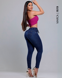 Calça Skinny Cintura Alta Levanta Bumbum Ri19 ° 77669 - comprar online