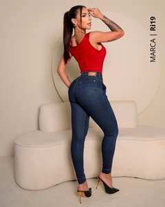Calça Skinny Cintura Média Levanta Bumbum Premium Ri19 - 77991 ᴾᴿᴼᴹᴼᶜ̧ᴬ̃ᴼ - comprar online