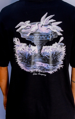 Camiseta graal preta - EDEN