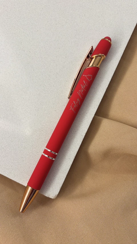 Caneta personalizada a laser vermelha com acabamento rosé gold - comprar online