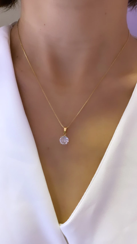 Colar ponto de luz cristal