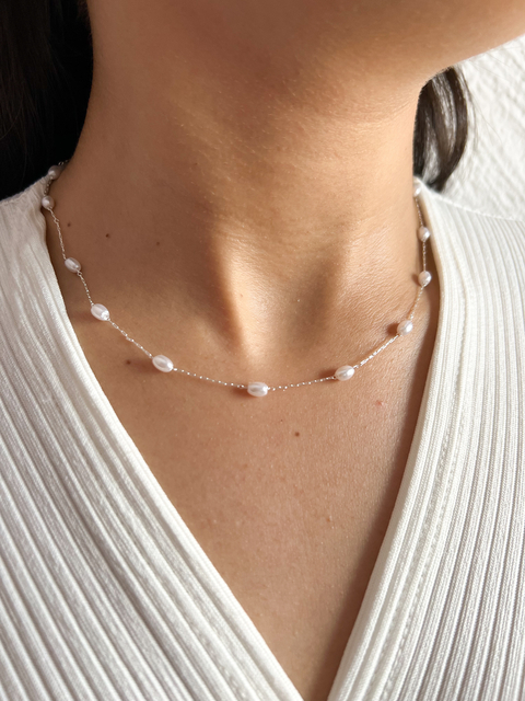 Choker Grãos de Arroz de Pérolas