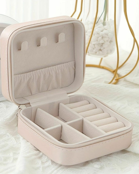 Mini Porta Joias Off White - Elegante e Compacto - Stillus Nalva Fashion – Qualidade e Estilo para Você!