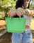 Bolsa Menininha Verde - Compacta e Prática com Zíper - 3032 - Stillus Nalva Fashion – Qualidade e Estilo para Você!