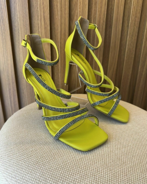 Sandália Salto 9cm Strass - Glamour e Conforto - comprar online